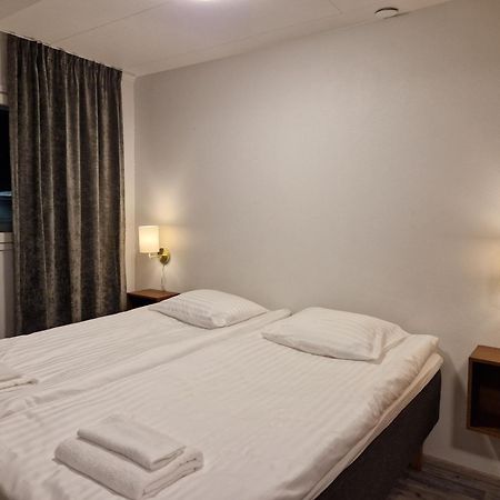 The Sleeping Bear Hotel Inari Ngoại thất bức ảnh