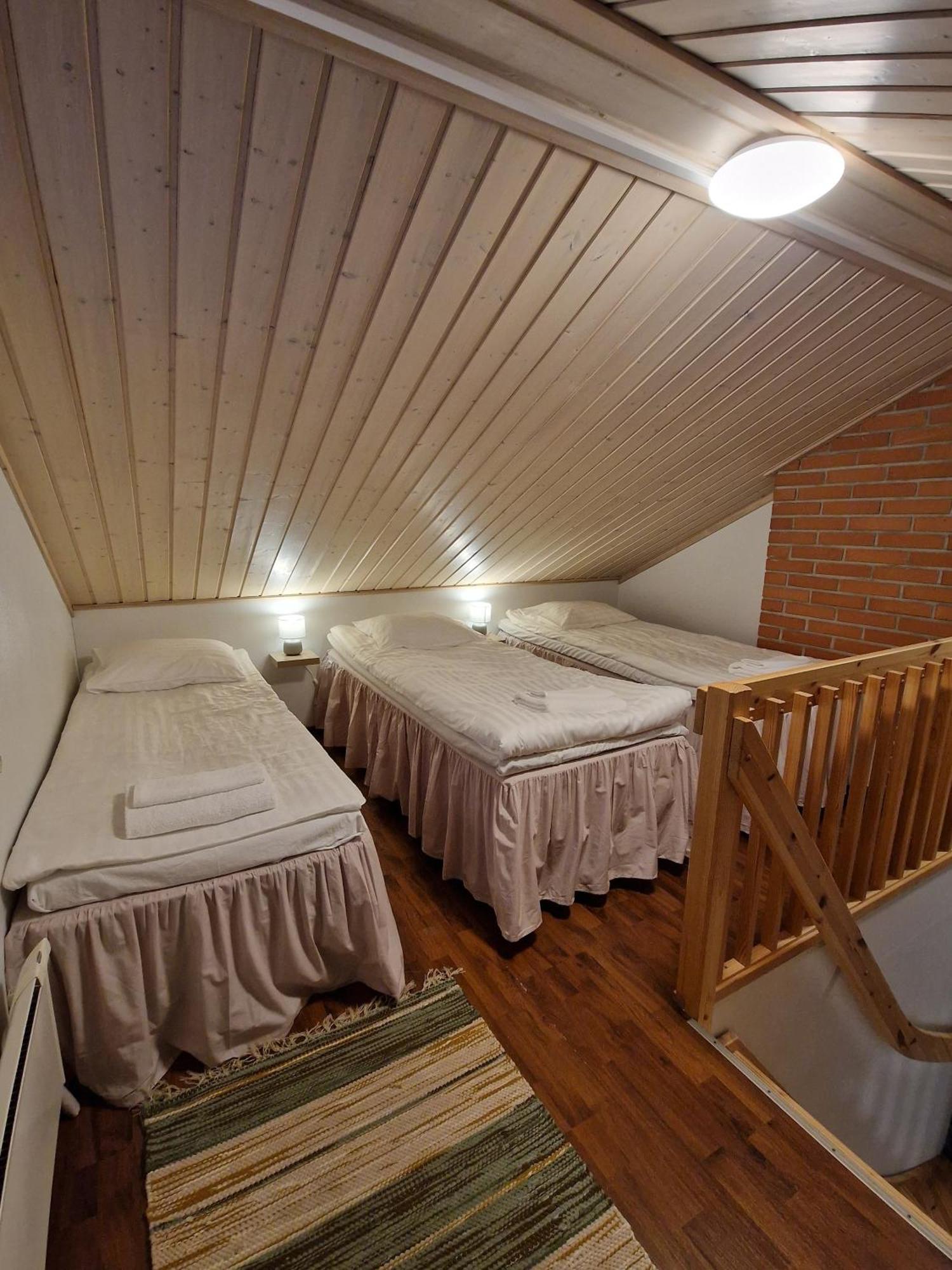 The Sleeping Bear Hotel Inari Phòng bức ảnh