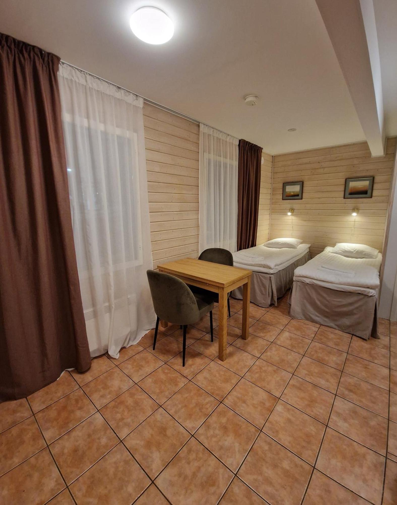 The Sleeping Bear Hotel Inari Ngoại thất bức ảnh