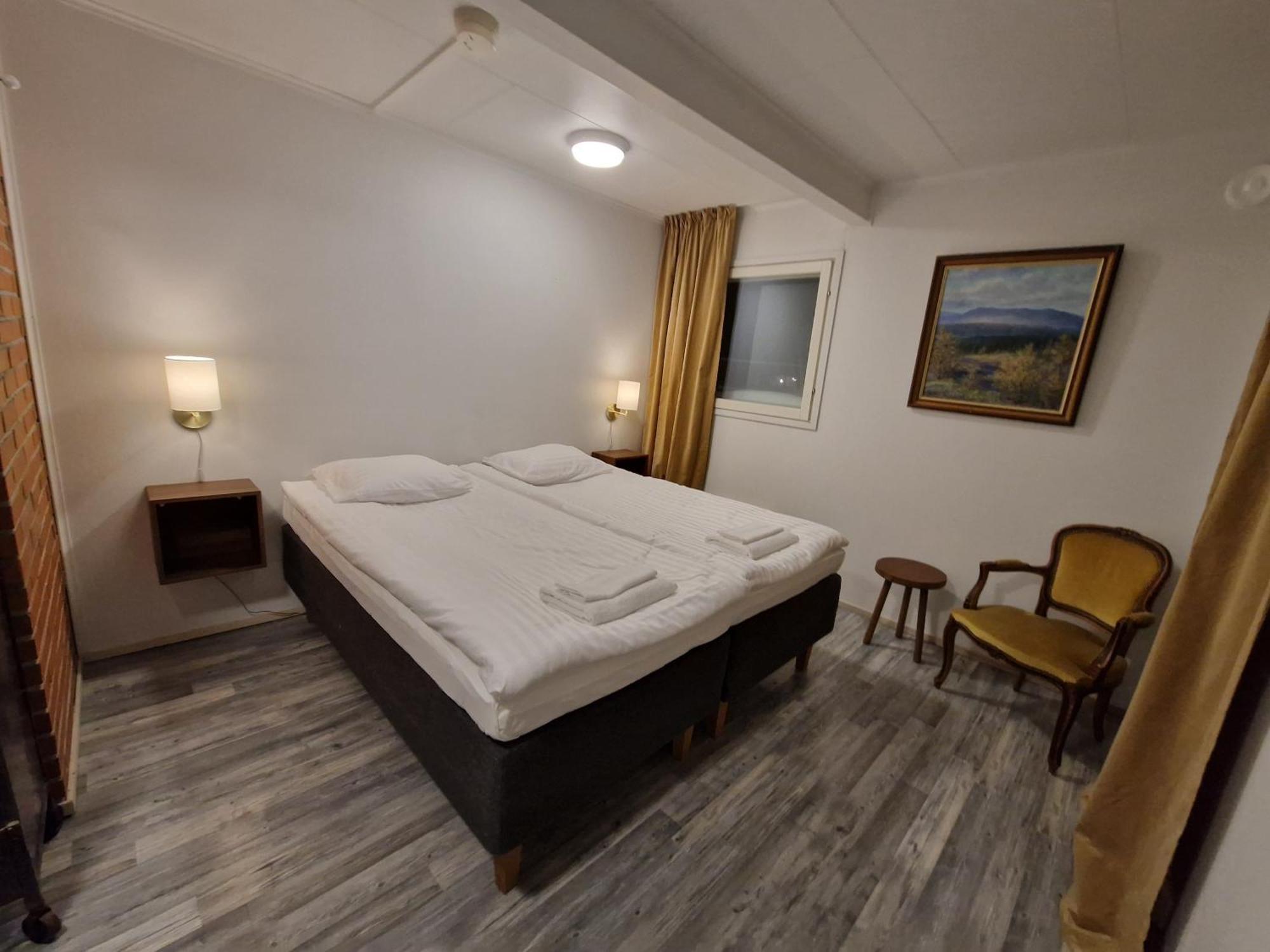 The Sleeping Bear Hotel Inari Ngoại thất bức ảnh